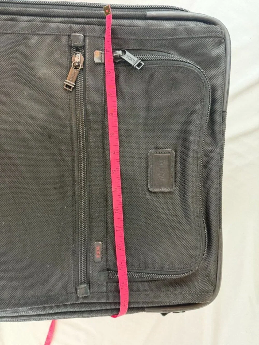 TUMI Black Nylon Alpha 2 Continental Carry On Suitcase 21